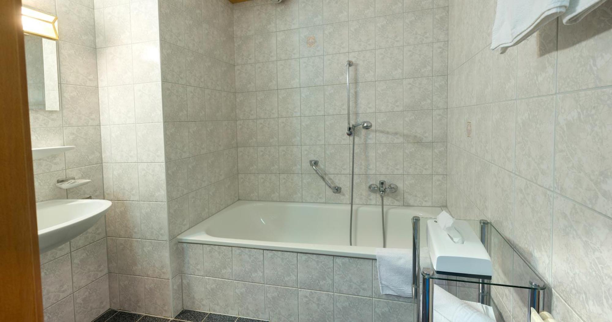 Hotel Simmerlwirt Niederau Habitación foto